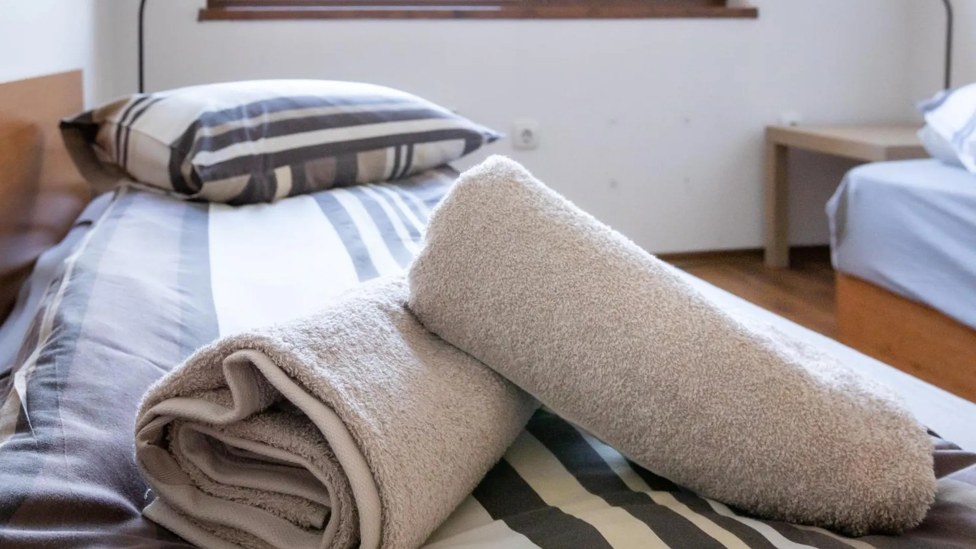 Cosy 3 Rooms Apartment Next To The Ski-Lift contacts